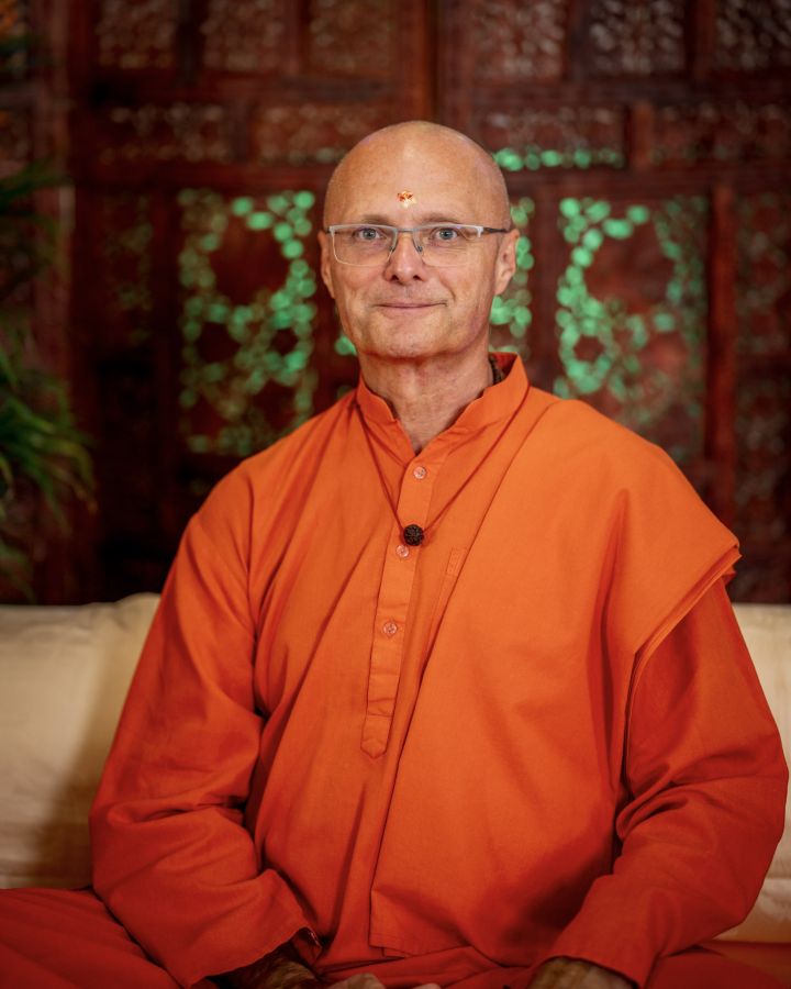 2.17._strilky_gurupurnima.jpg