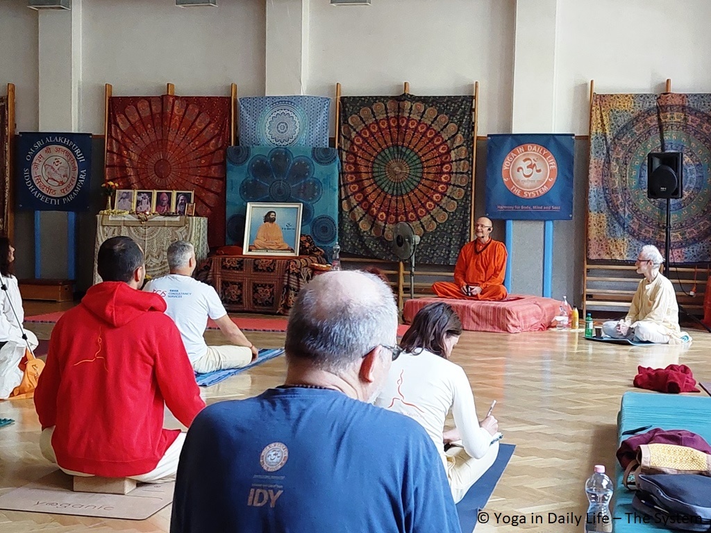 Specialised Yoga Teacher Seminars with Mahamandaleshwar Swami Vivekpuri