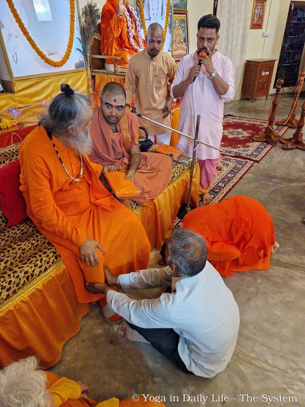 3.11. gurupurnima india wm