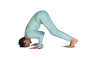 Asanas und Yoga Übungen zur Kräftigung der Nackenmuskeln