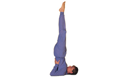 5 – 6 Sarvangasana Schulterstand