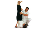 “Yoga dans la vie quotidienne” dans la rééducation et la prévention des maladies